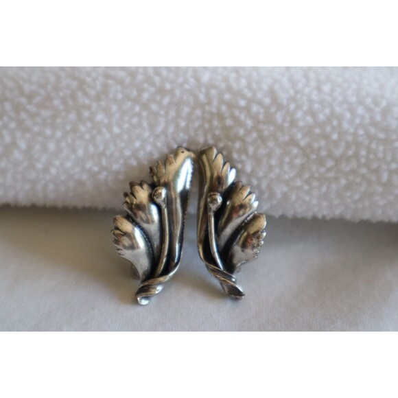 Vintage Sterling Silver Leaf Flower Petal Swirl Screw Back Earrings 1.25" - Picture 9 of 10